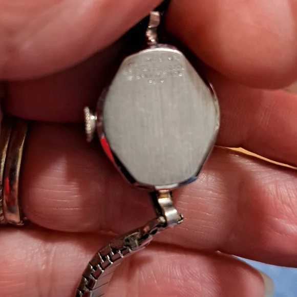 Vintage Bulova Watch - Picture 3 of 5